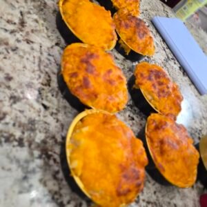 Salmon and Mac-N-Cheese Pie